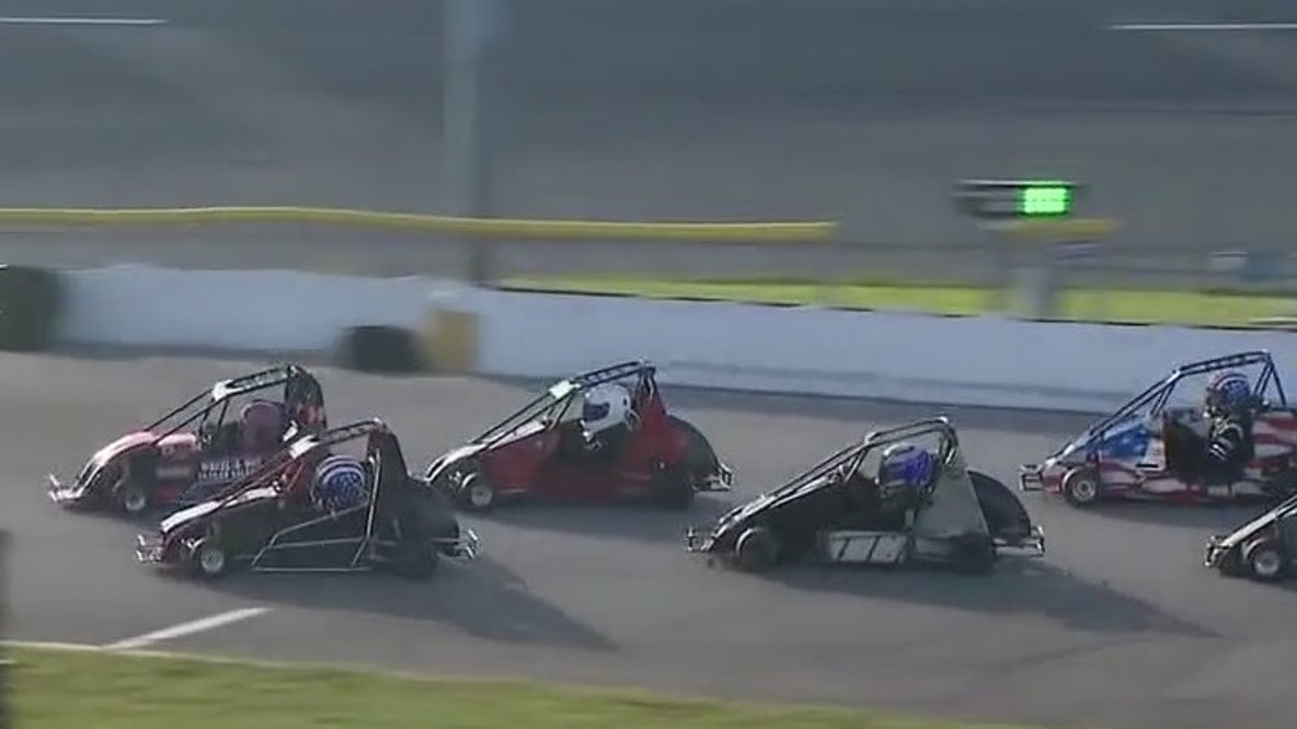 Young drivers racing at Little New Smyrna Speedway